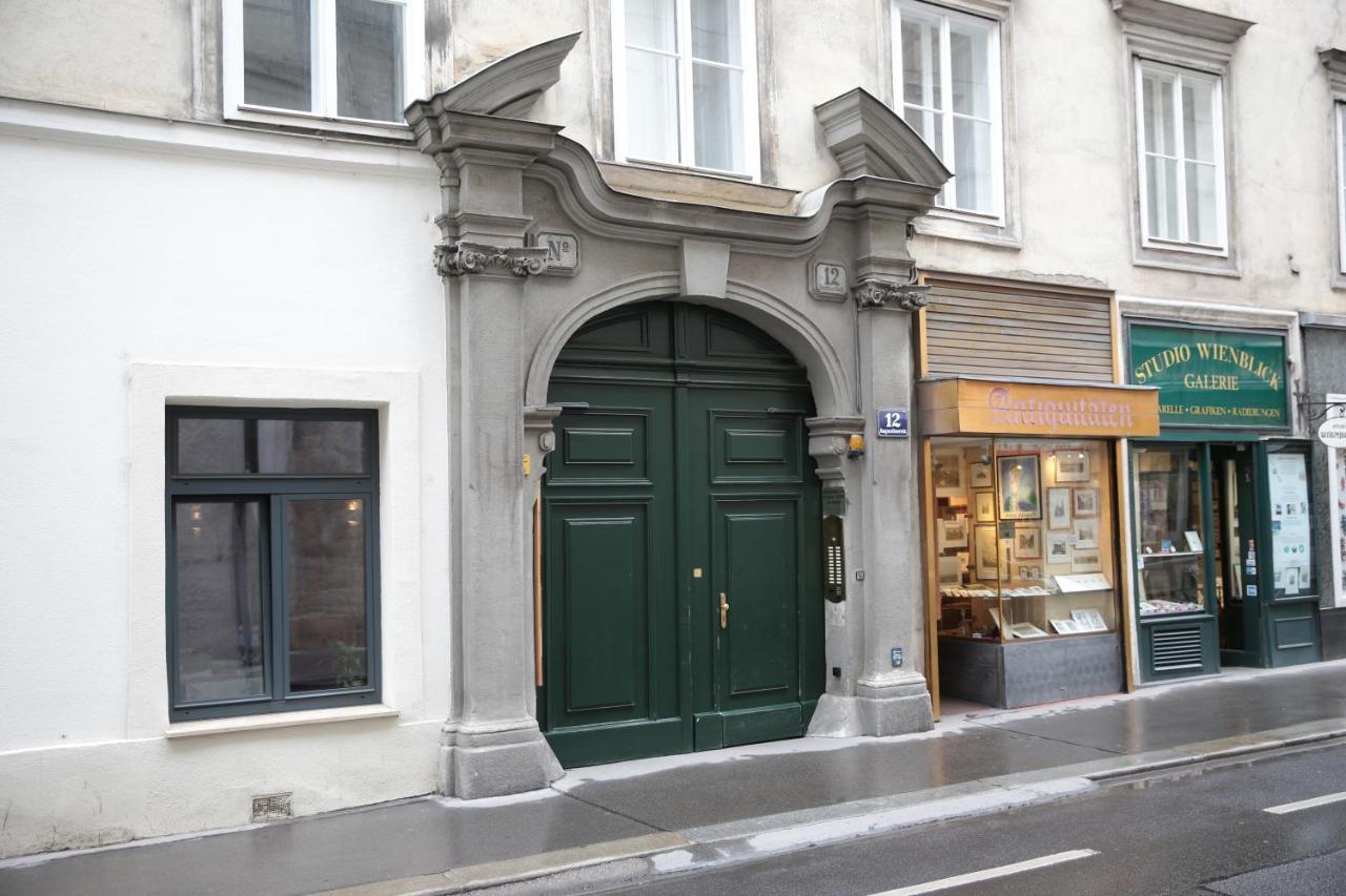 Heart Of Vienna- Next To Albertina Luaran gambar